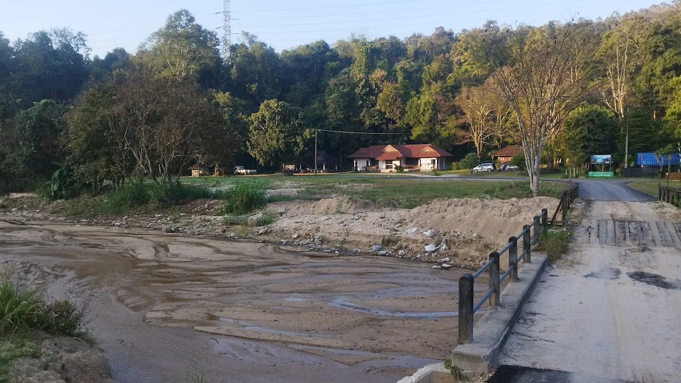 Doi Pha Mueang Forest Park