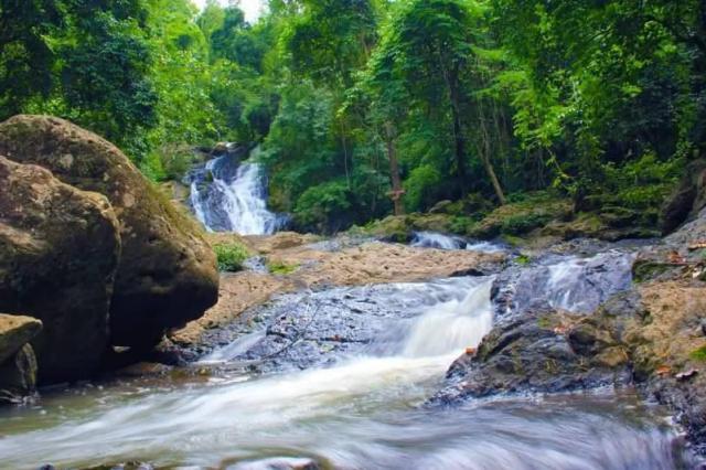 Tad Kwan Waterfall Forest Park